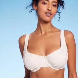 Cream White Wild Fable Shell Eyelit Design Bikini top Underwire Large L Swim
